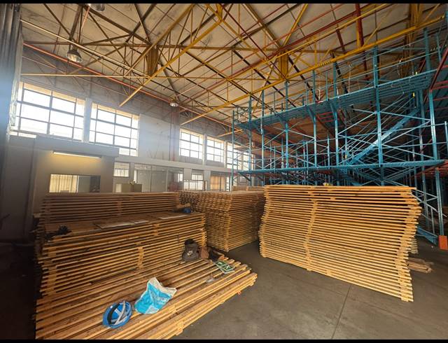 2,693M² WAREHOUSE TO LET IN HERMANSTAD